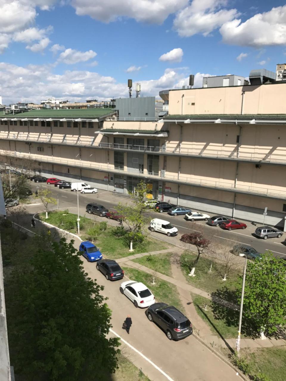 Obolon Metro Station Daire Kiev Dış mekan fotoğraf