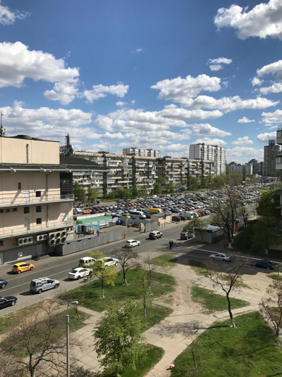 Obolon Metro Station Daire Kiev Dış mekan fotoğraf